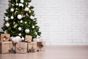 【2022年クリスマスプレゼント特集】人気のペアアイテムを紹介！おすすめはペアアクセサリー